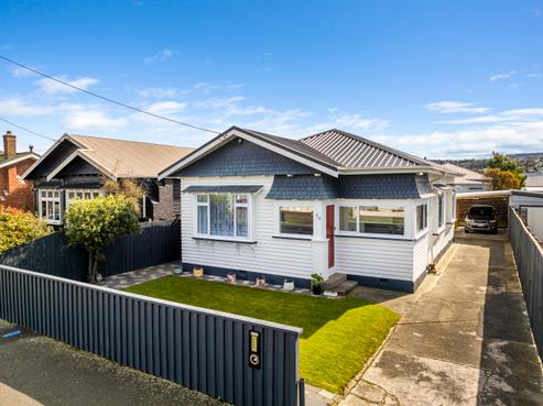 40 Young Street, Saint Kilda