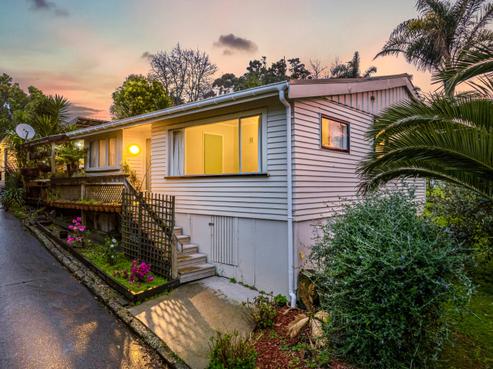74 Christian Road, Swanson