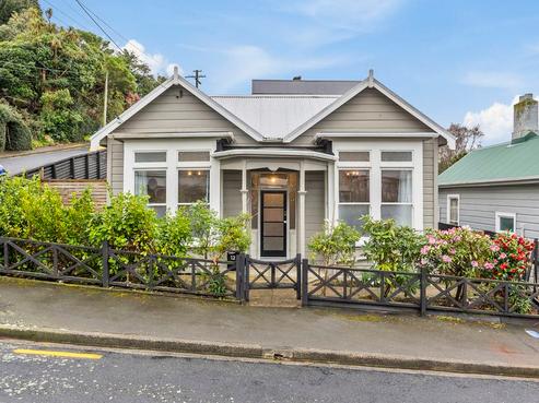 12 Macbeth Street, Caversham