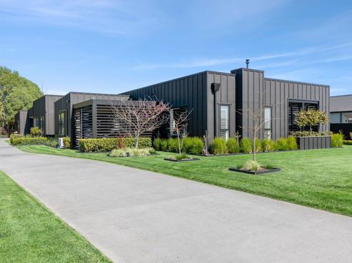 3 Alan Livingston Drive, Cambridge