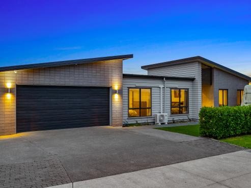 1 Paso Fino Crescent, Karaka