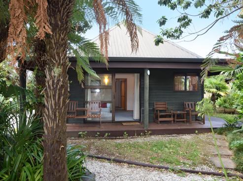 13/223 Main Road, Tairua