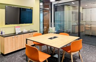 Professional open space in 218 George Street