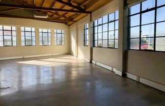 Stunning 118m2 Character Office in Kingsland
