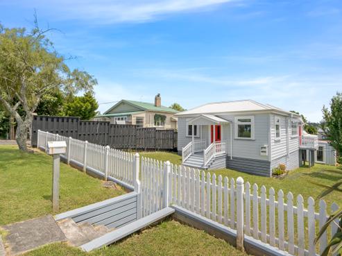 26 Archibald Road, Kelston
