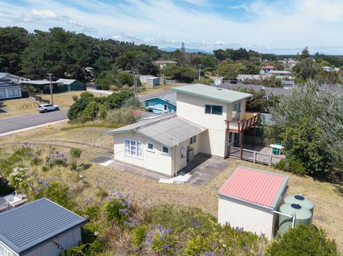 161 Kahukura Avenue, Waitarere Beach