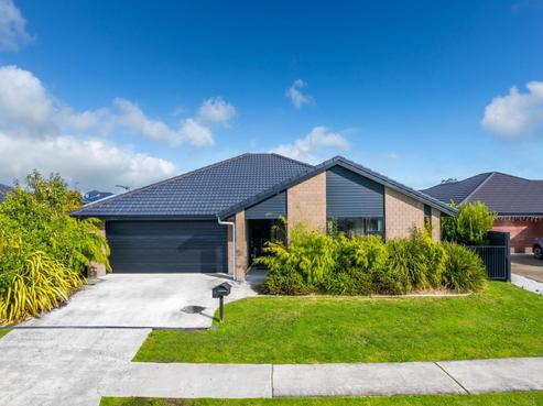 8 Ladeira Place, Fitzroy