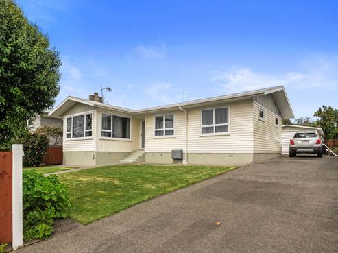 23 Manapouri Street, Tikipunga