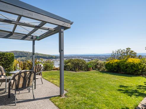 190 Cannon Hill Crescent, Mount Pleasant