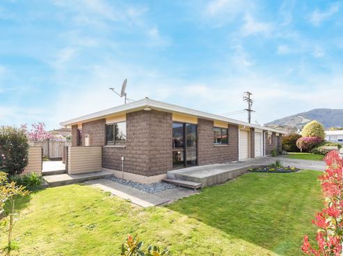 2/2 Langbein Street, Stoke