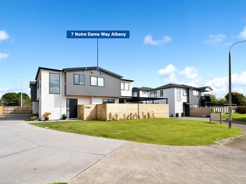 7 Notre Dame Way, Albany