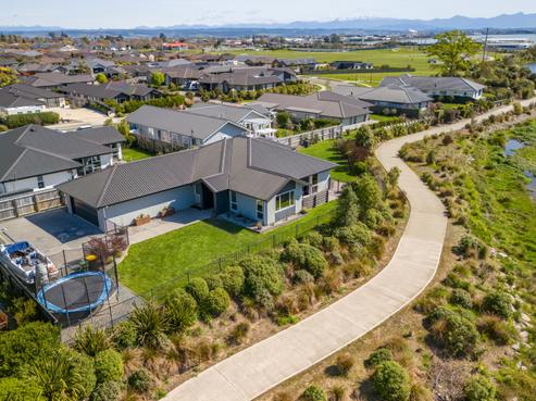 75 Daelyn Drive, Richmond