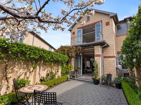 24A Waterford Avenue, Northwood