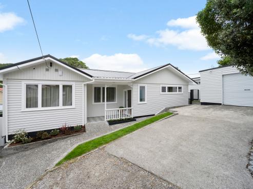 76 Clyde Street, Island Bay