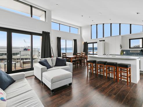 15/125 Thorndon Quay, Thorndon
