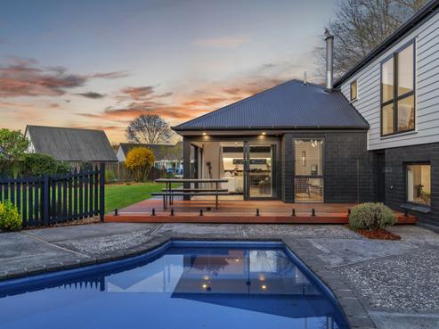 17 Kingham Place, Avonhead