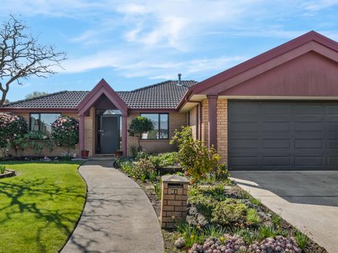 21 Richard Seddon Drive, Northwood