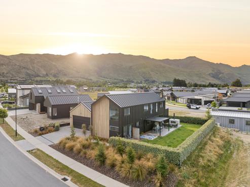 21 Marjon Drive, Wanaka
