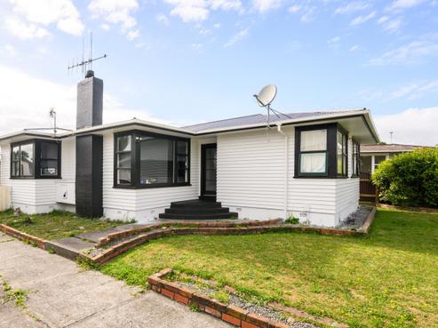 27 Aspiring Avenue, Milson