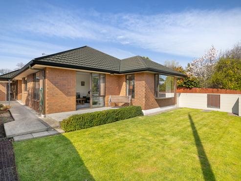1/88 Colombo Street, Beckenham