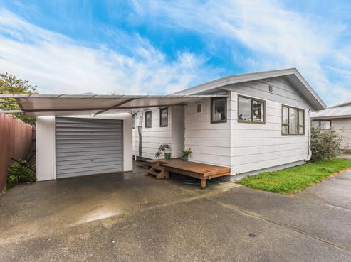 2/5 Roto Street, Tahunanui