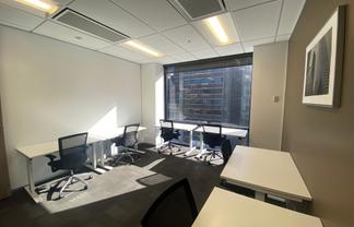 Office space for 5 person in Regus Willis St