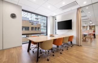 Office space for 10 person in Regus Willis St
