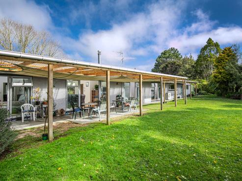 140 The Avenue, Lucas Heights
