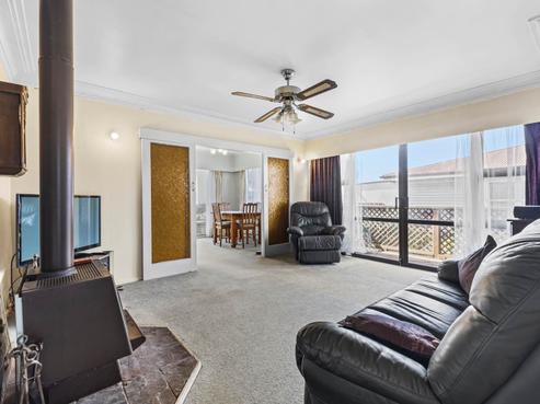 86 Puriri Road, Manurewa