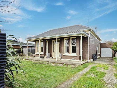 275 Yarrow Street, Richmond