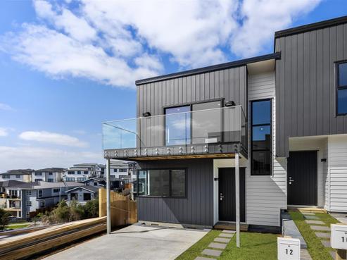 12 Kautawa Lane, Massey