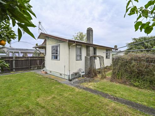 216B Grays Road, Saint Leonards