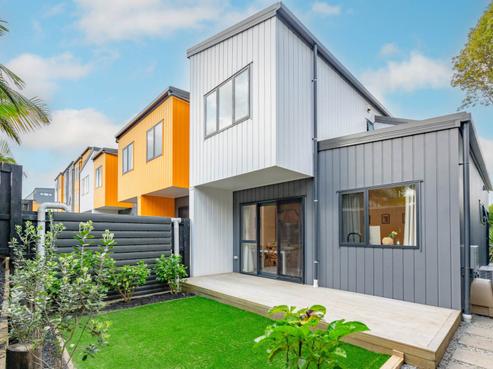 17/128 Onewa Road, Northcote