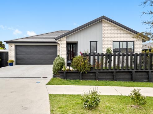 20 Pragma Rise, Rototuna North