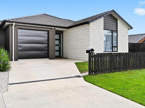 24B Tokerau Drive, Rototuna North