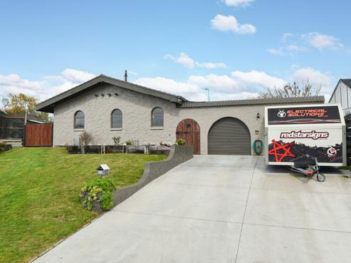 19 Neri Crescent, Westbrook