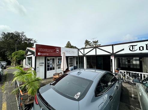 120 Park Road, Titirangi