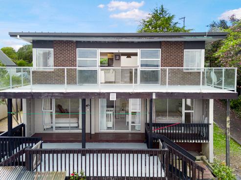229 Golf Road, Titirangi