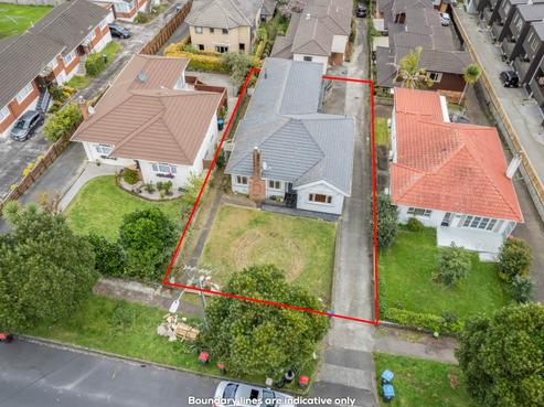 15 Hayr Road, Three Kings