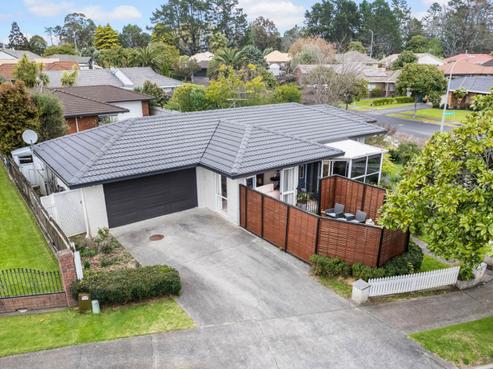 3/15 Bernie Edwards Place, Botany Downs