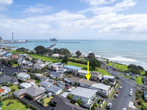 2/8 Belt Road, Moturoa