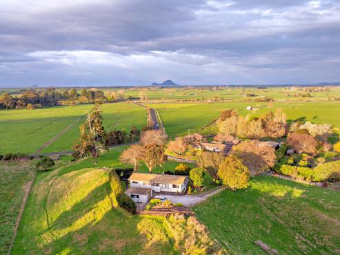 73B Caverhill Road, Manawahe
