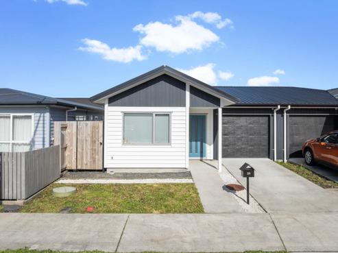 24 Harore Road, Takanini