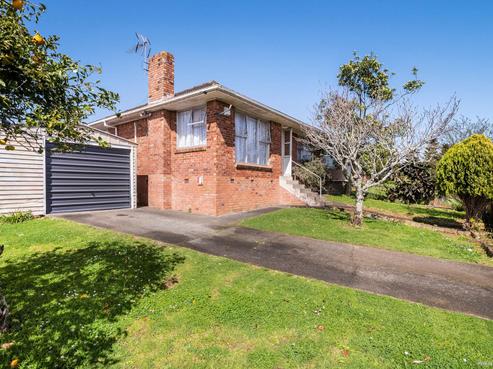 1/2 Wayne Drive, Mangere