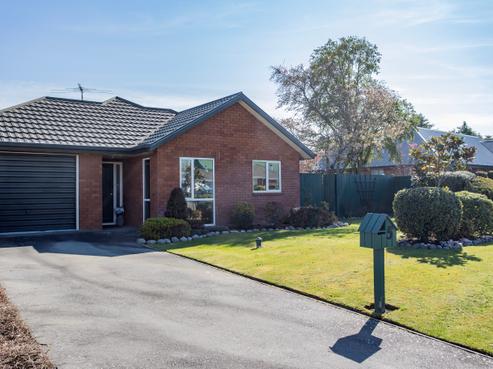 5 Oldham Place, Darfield