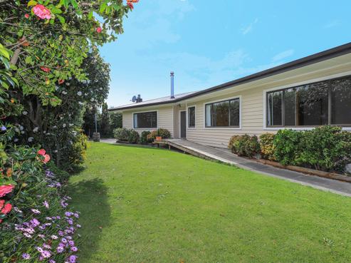 25 Trinity Crescent, Pirimai