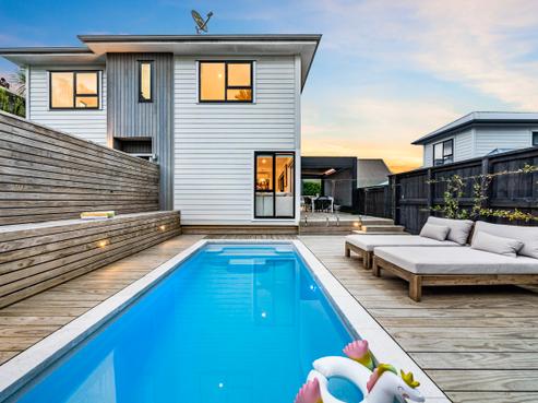 2/70 Saint Johns Road, Saint Johns
