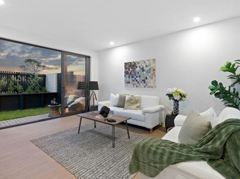 85 Bearing Parade, Long Bay