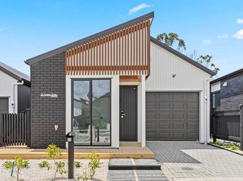 26 Paretao Street, Massey