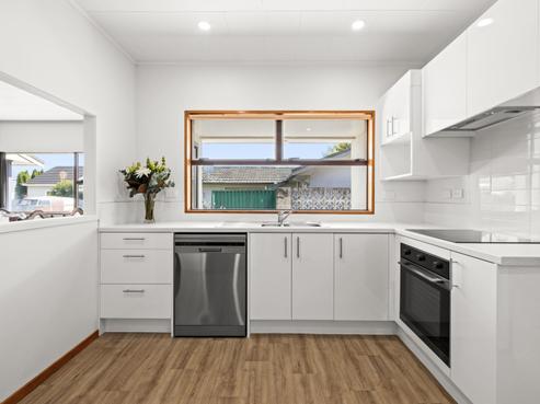 1/16 Guthrie Road, Havelock North